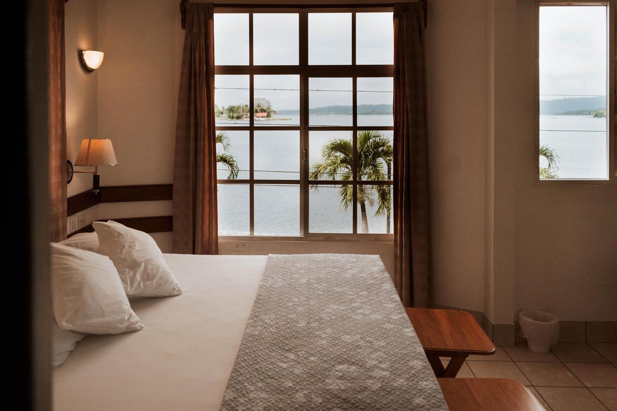 Hotel Casa Amelia Flores Luaran gambar