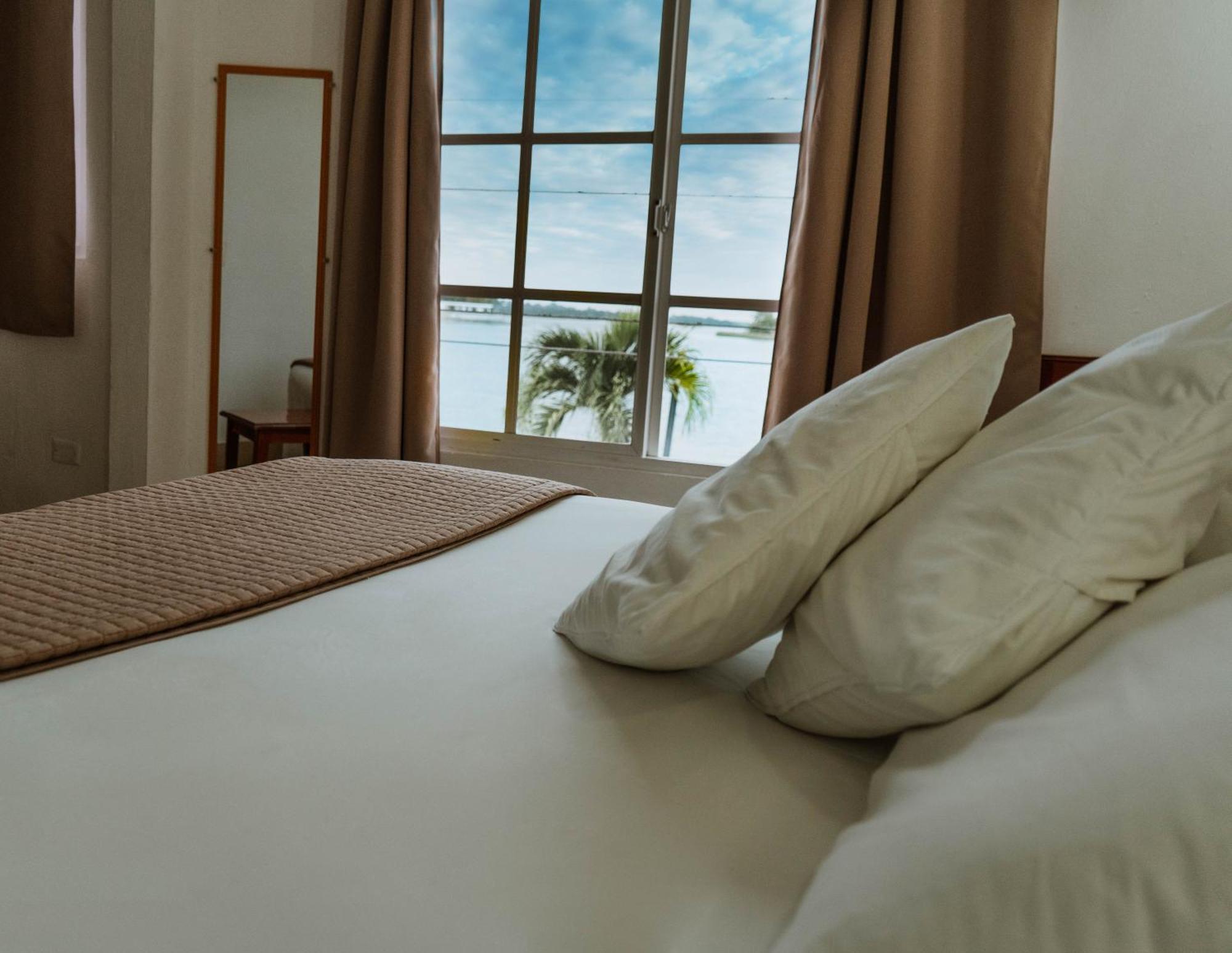 Hotel Casa Amelia Flores Luaran gambar